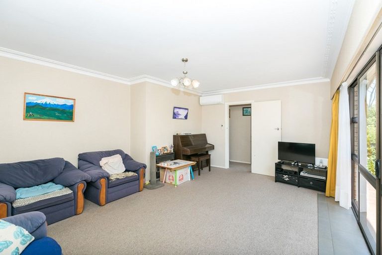 Photo of property in 56 Braid Road, St Andrews, Hamilton, 3200