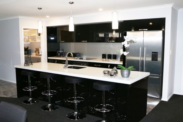 Photo of property in 18 Eric Batchelor Place, Waimate, 7924