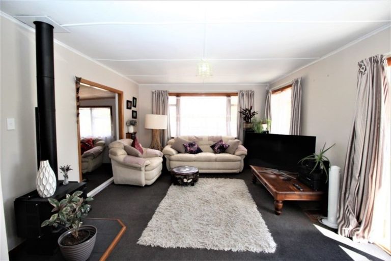 Photo of property in 17 Burgoyne Street, Woodville, 4920