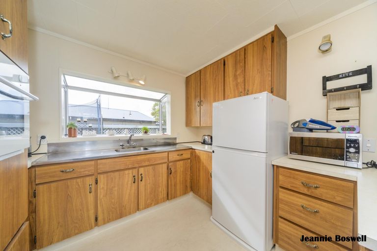 Photo of property in 25 Chadwick Place, Highbury, Palmerston North, 4412