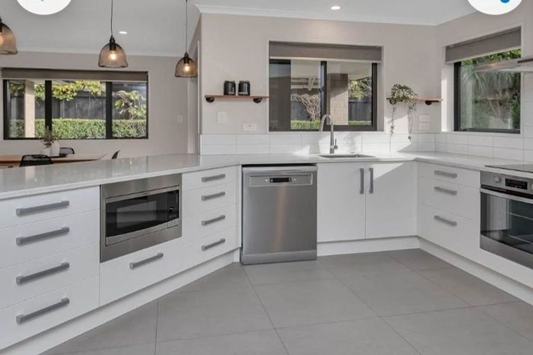 Photo of property in 1 Lilicoe Lane, Kensington, Whangarei, 0112