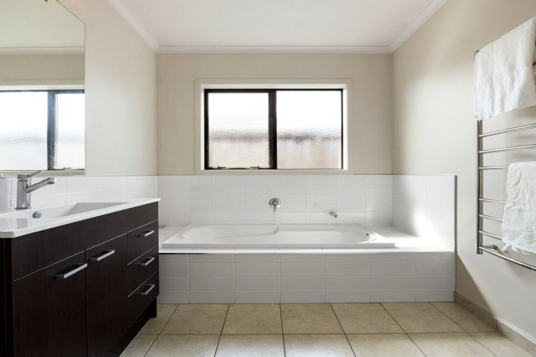 Photo of property in 55 Aquila Crescent, Rototuna North, Hamilton, 3210