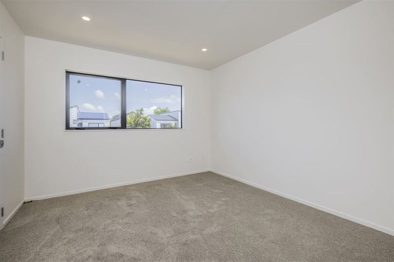 Photo of property in 49 Kairakau Street, Papakura, 2110