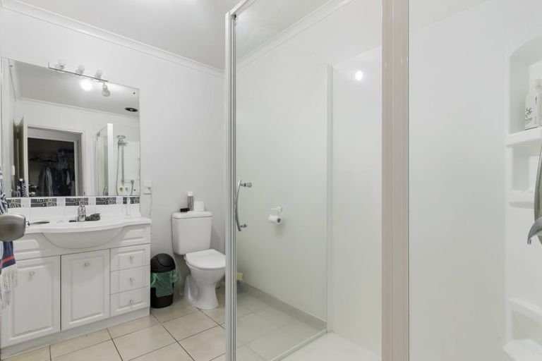 Photo of property in 8 Lime Crescent, Papakura, 2110