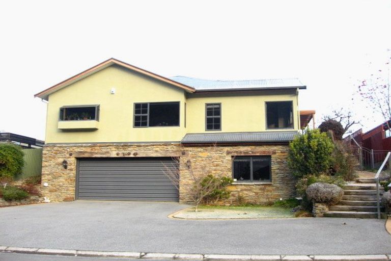 Photo of property in 74 Devon Street, Arrowtown, 9302