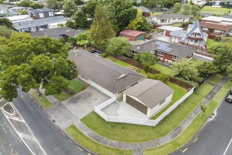 Photo of property in 2 Ashdown Place, Pahurehure, Papakura, 2113