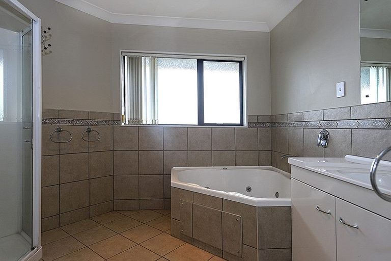 Photo of property in 27 La Sendero Way, Bethlehem, Tauranga, 3110