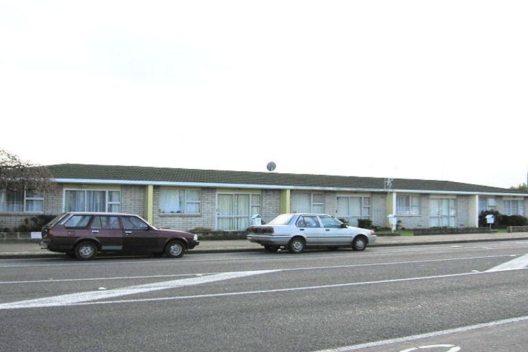 Photo of property in 183-185 Featherston Street, Palmerston North, 4410