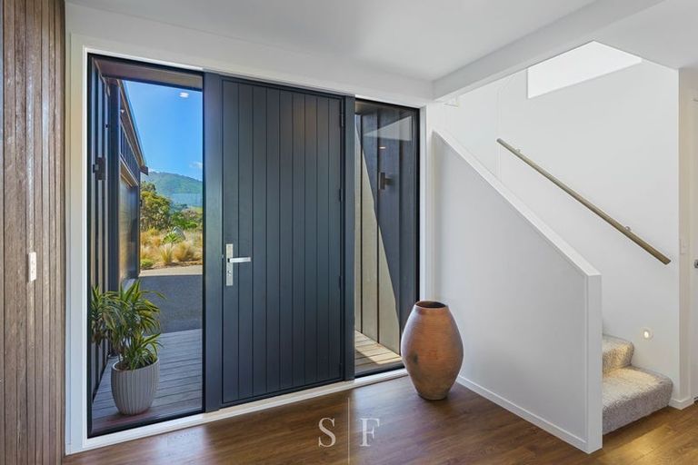 Photo of property in 48 Anderson Park Drive, Waikanae, 5036