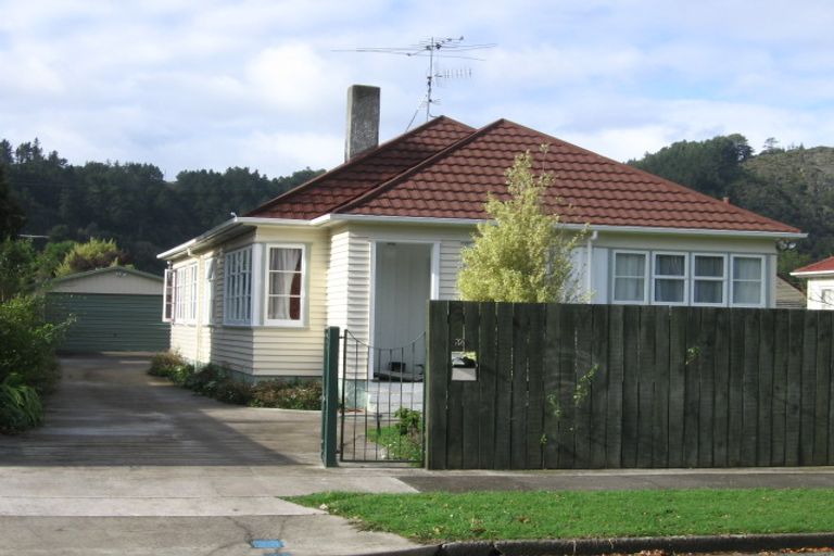 Photo of property in 32 Biddle Crescent, Taita, Lower Hutt, 5011