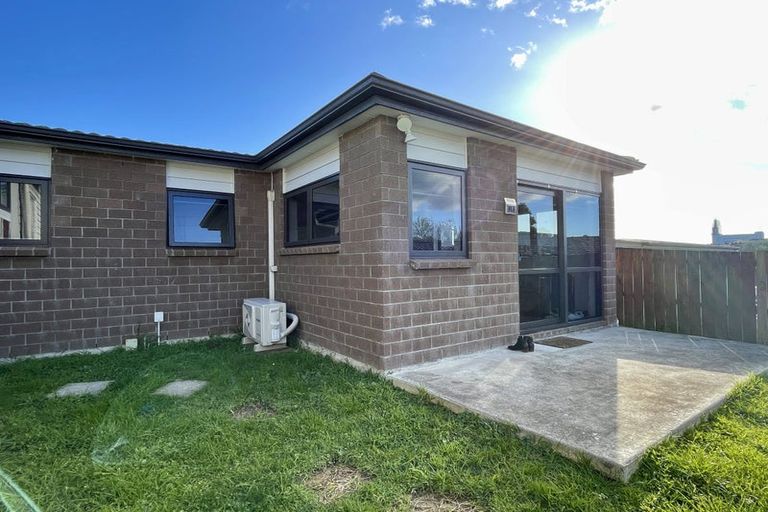 Photo of property in 91 Everglade Drive, Totara Heights, Auckland, 2105