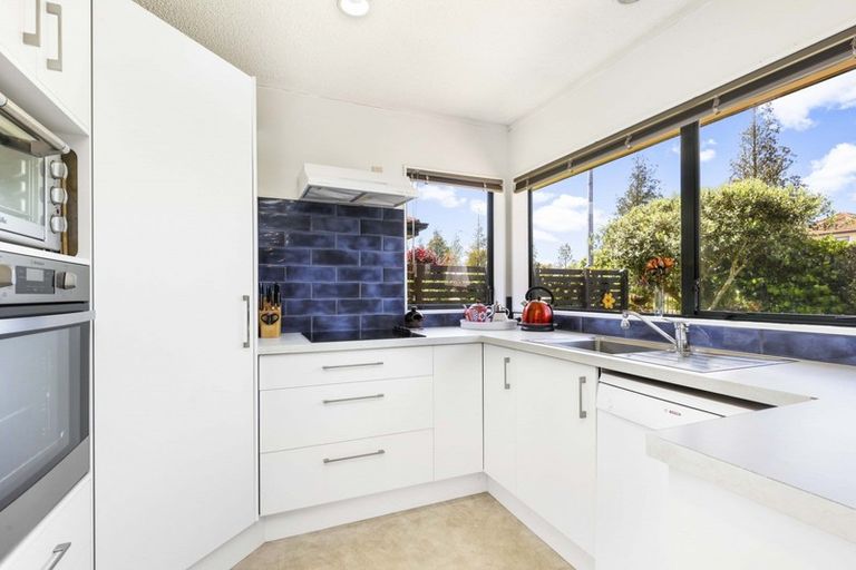 Photo of property in 89 Grosvenor Gardens, Flagstaff, Hamilton, 3210