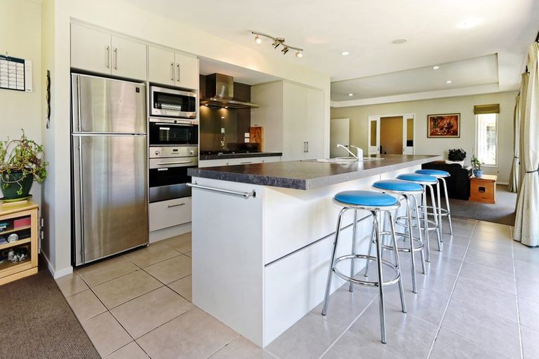 Photo of property in 25 Heathridge Place, Lincoln, 7608