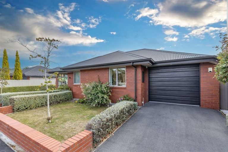 Photo of property in 1/36 Tuckers Road, Redwood, Christchurch, 8051