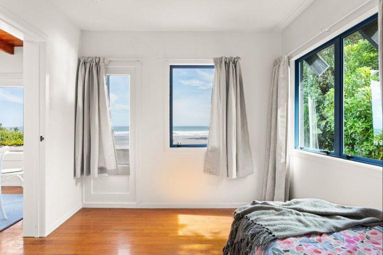 Photo of property in 8 Makorori Beach Road, Makorori, Gisborne, 4073