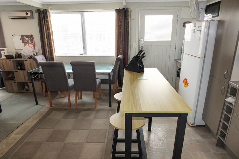 Photo of property in 18a Roore Street, Foxton Beach, Foxton, 4815