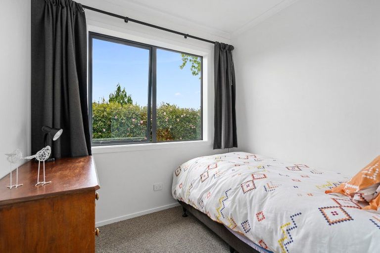 Photo of property in 16 Cowley Drive, Leamington, Cambridge, 3432