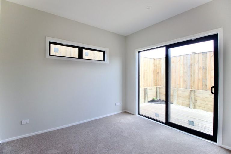 Photo of property in 9 Babina Avenue, Kumeu, 0810