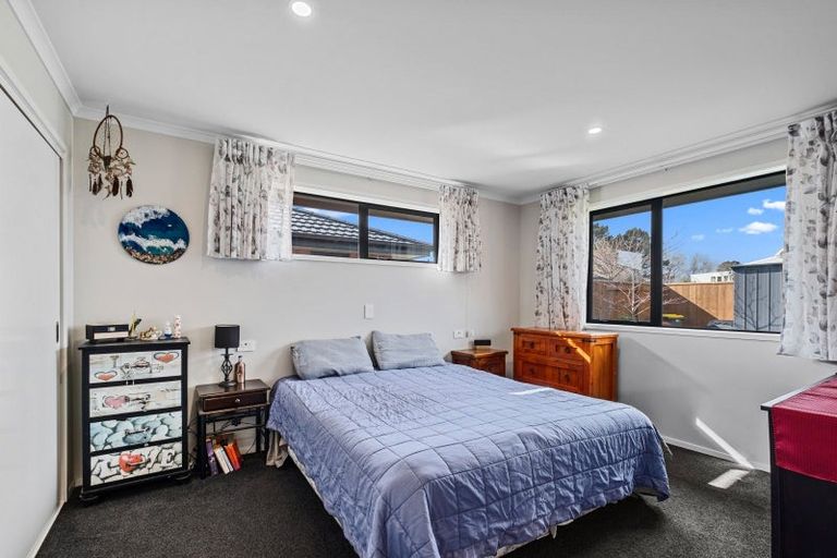 Photo of property in 4 Atutahi Street, Hurdon, New Plymouth, 4310