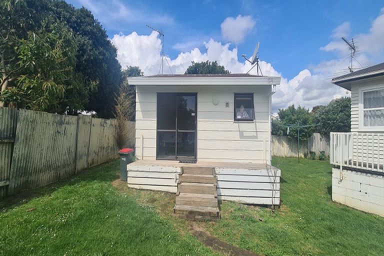 Photo of property in 11 Kirton Crescent, Manurewa, Auckland, 2102