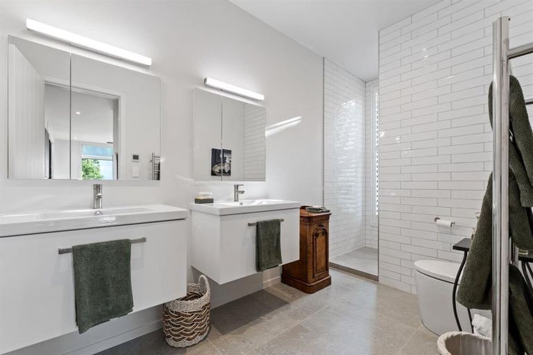 Photo of property in 19 Kanuka Road, Sandspit, Warkworth, 0982