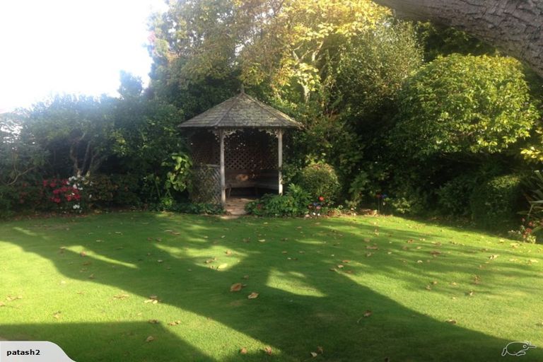 Photo of property in 302 Park Road, Hokowhitu, Palmerston North, 4410