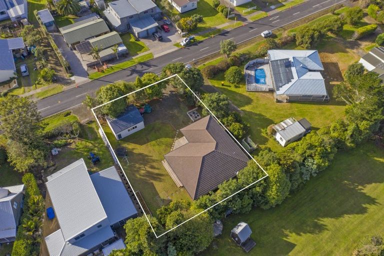 Photo of property in 6 Pa Road, Hahei, Whitianga, 3591