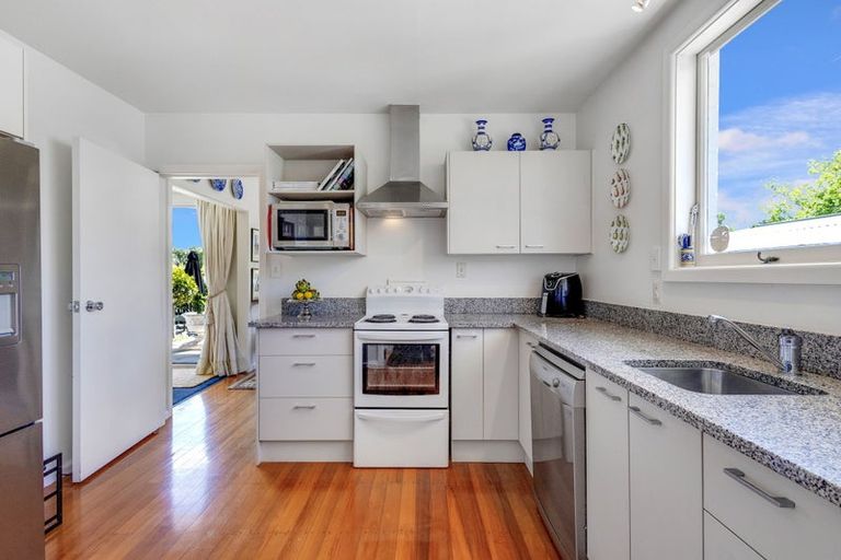 Photo of property in 64 Halton Street, Strowan, Christchurch, 8052