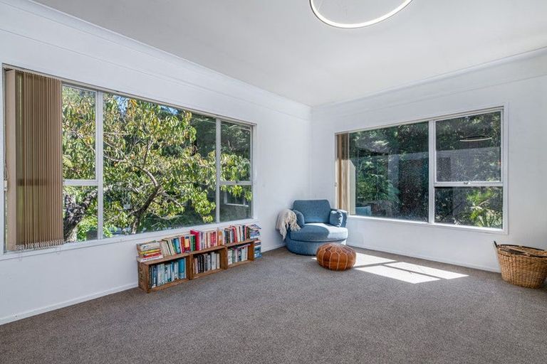 Photo of property in 318 Huia Road, Titirangi, Auckland, 0604