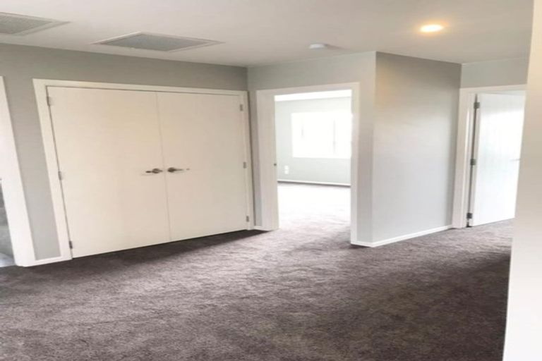 Photo of property in 12 Kota Lane, Hobsonville, Auckland, 0616