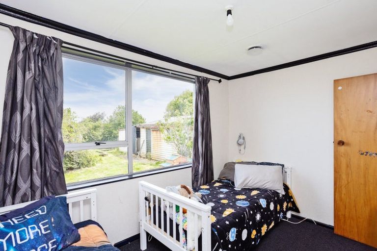 Photo of property in 122 Cunningham Crescent, Grasmere, Invercargill, 9810