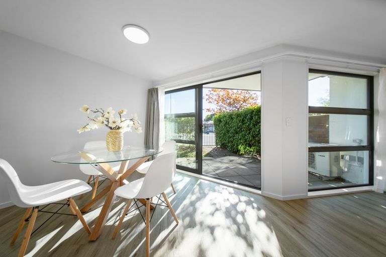 Photo of property in 2/69 Suva Street, Upper Riccarton, Christchurch, 8041