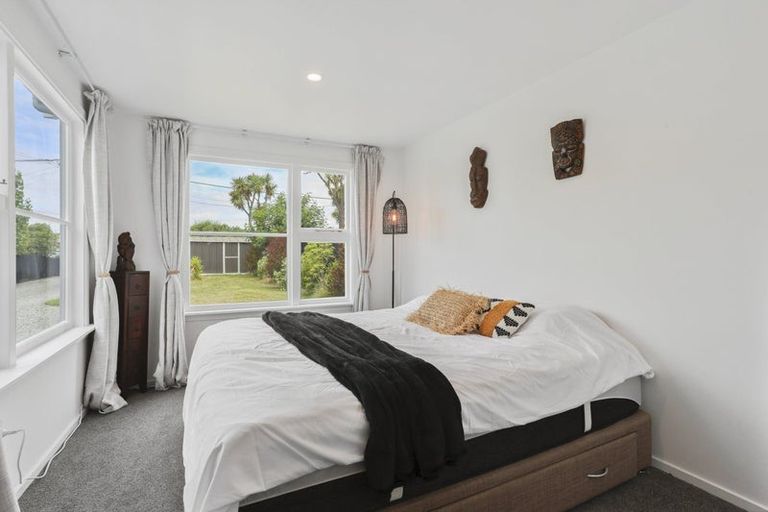 Photo of property in 12a Cradock Street, South New Brighton, Christchurch, 8062