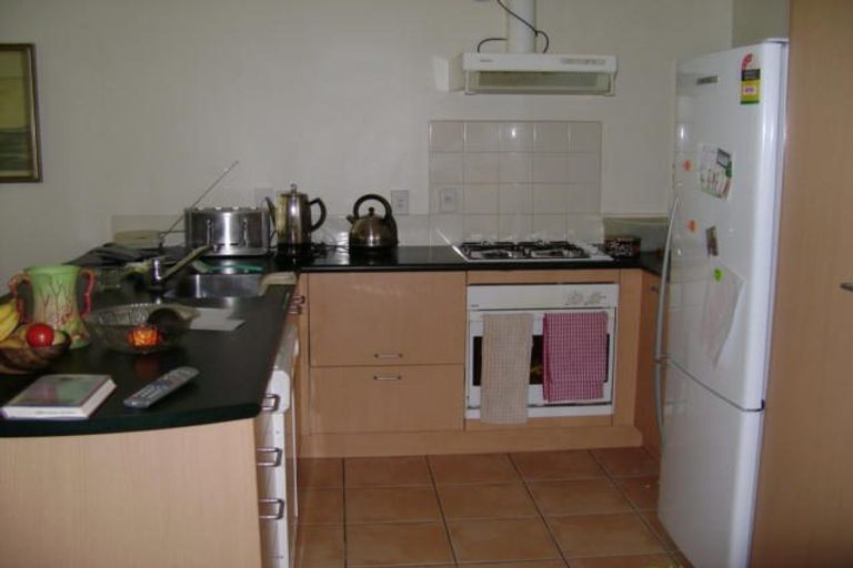 Photo of property in 31 Bronzewing Terrace, Unsworth Heights, Auckland, 0632