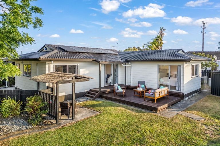 Photo of property in 4 Silverstone Place, Henderson, Auckland, 0612