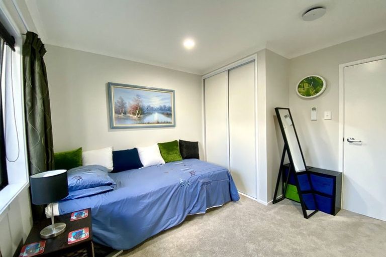 Photo of property in 3 Greenstone Grove, Brown Owl, Upper Hutt, 5018