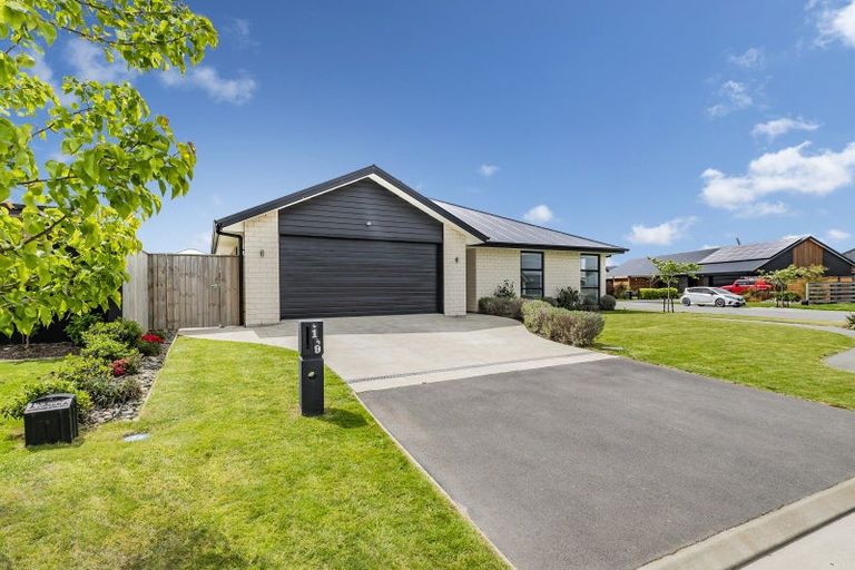 Photo of property in 19 Raptor Street, Rolleston, 7615