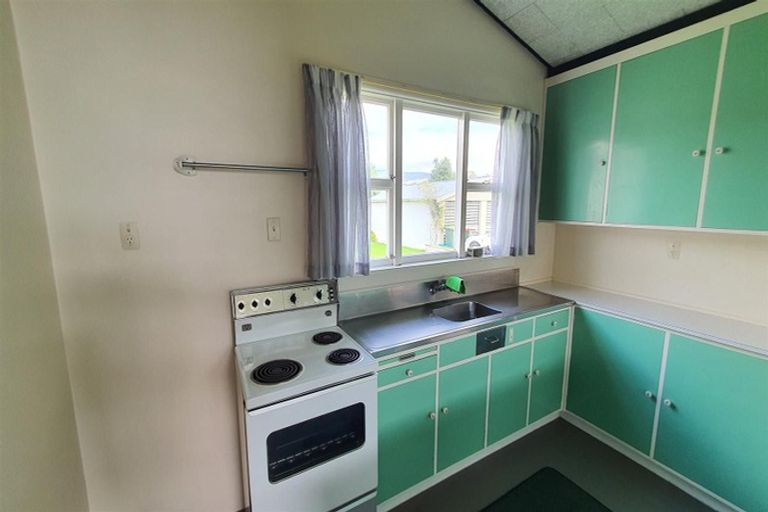 Photo of property in 4 Kennedy Crescent, Waimate, 7924