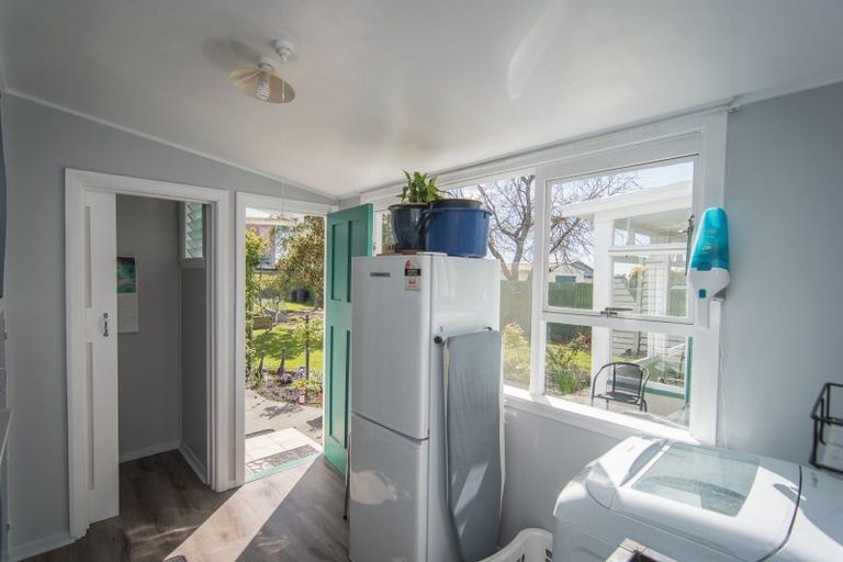 Photo of property in 37 Raymond Street, West End, Timaru, 7910
