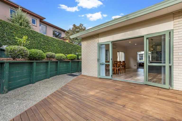 Photo of property in 25 Bannings Way, Hobsonville, Auckland, 0618