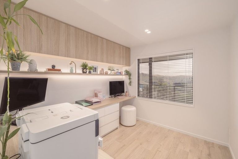 Photo of property in 266 Major Hornbrook Road, Mount Pleasant, Christchurch, 8081