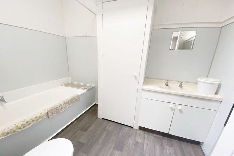 Photo of property in 73 Michael Bosher Way, Flat Bush, Auckland, 2019