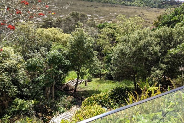 Photo of property in 90 Exmouth Road, Northcote, Auckland, 0627