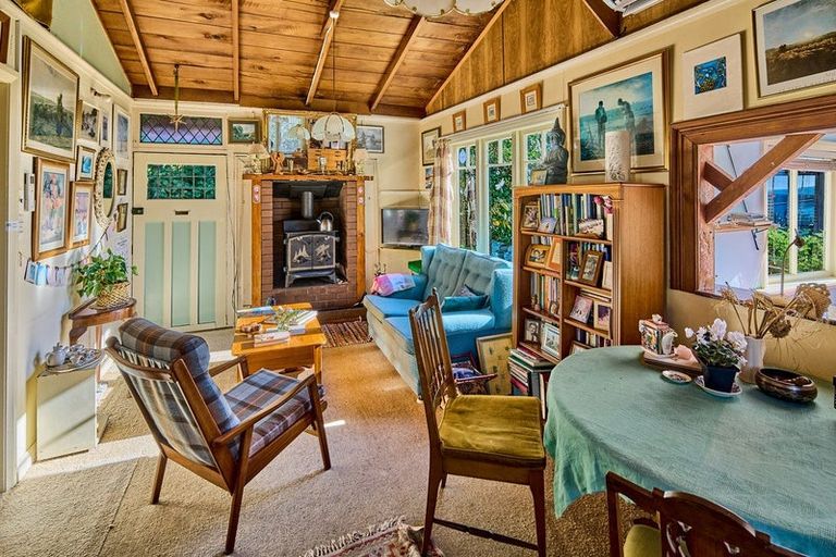 Photo of property in 43 Haunui Road, Pukerua Bay, 5026