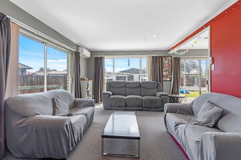 Photo of property in 107 Oakhampton Street, Hornby, Christchurch, 8042
