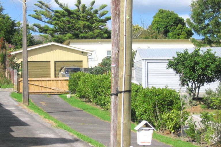 Photo of property in 11a Lavelle Road, Henderson, Auckland, 0612