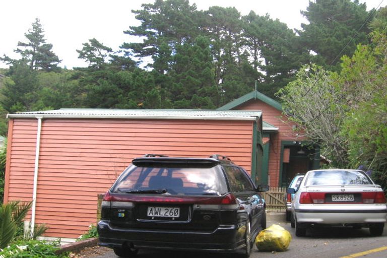 Photo of property in 1 Mortimer Terrace, Aro Valley, Wellington, 6021