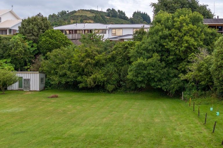 Photo of property in 115 Gemstone Drive, Birchville, Upper Hutt, 5018