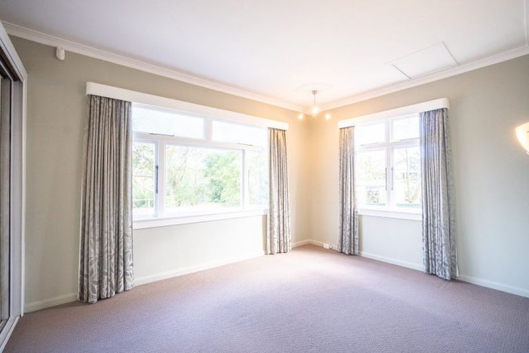 Photo of property in 20 Karina Terrace, Roslyn, Palmerston North, 4414