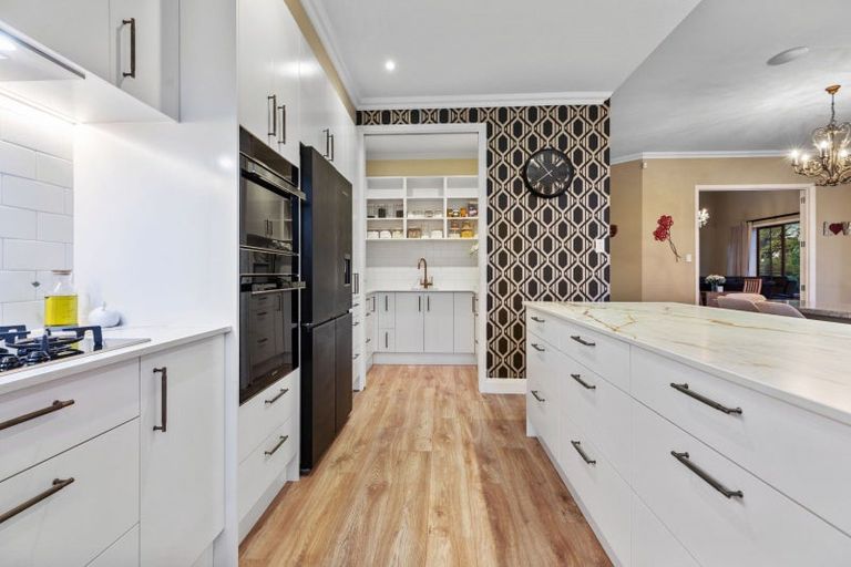 Photo of property in 166 Oriental Parade, Papamoa Beach, Papamoa, 3118